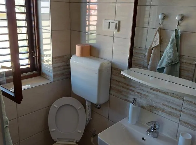 بيت ضيافة Mirko Diving Center Barbat na Rabu