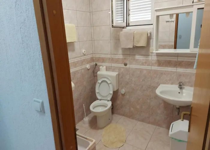 بيت ضيافة Mirko Diving Center Barbat na Rabu