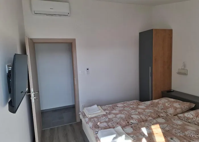 بيت ضيافة Mirko Diving Center Barbat na Rabu