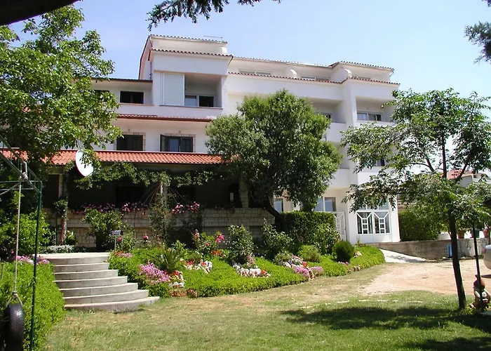 Mirko Diving Center بيت ضيافة Barbat na Rabu